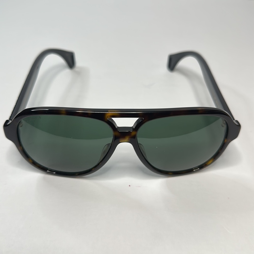 New Authentic GUCCI
Grey Green Pilot Men's Sunglasses GG0463S00358 - Picture 5 of 14